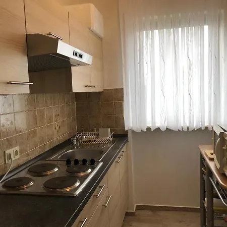 Apartment Haus Waldblick - Ferienwohnung Sonnenplätzchen, Bad Bergzabern