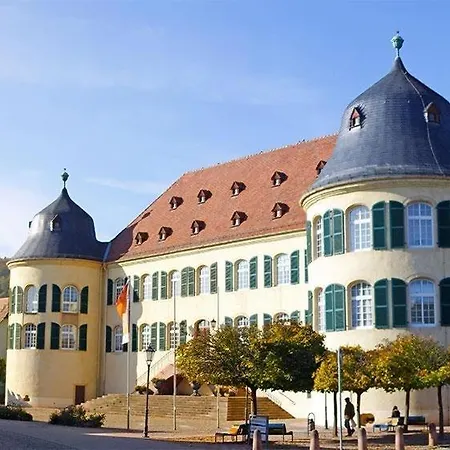 Haus Waldblick - Ferienwohnung Sonnenplätzchen, Apartment Bad Bergzabern