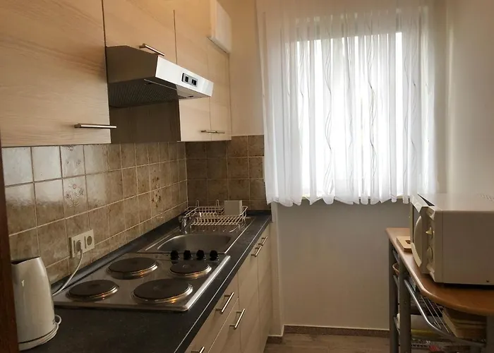 アパート Haus Waldblick - Sonnenplaetzchen, バート・ベルクツァーバーン